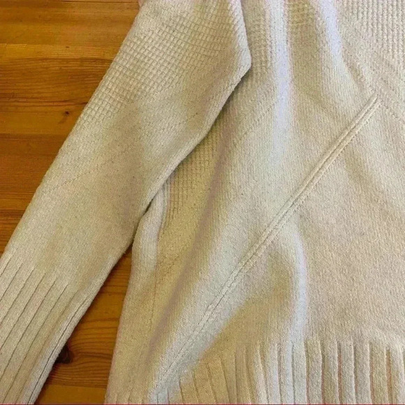 Calvin Klein Jeans sweater - Picture 3 of 9